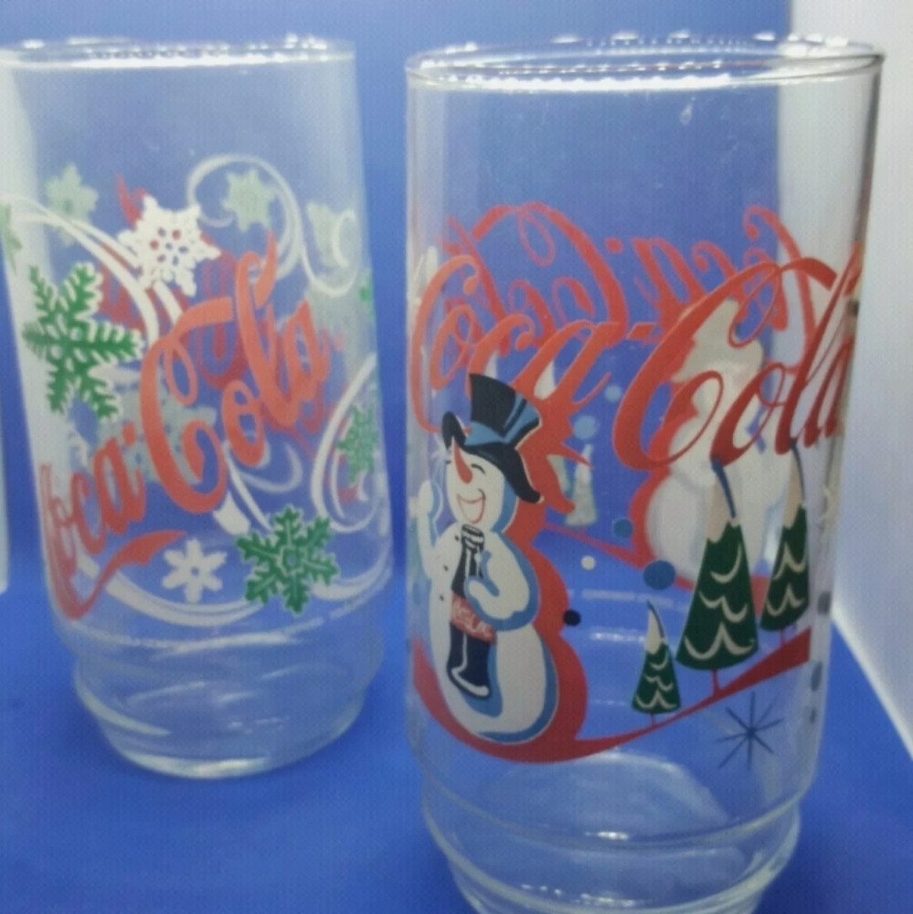 Vintage (2) Coca-Cola Glasses Snowman & Snowflake